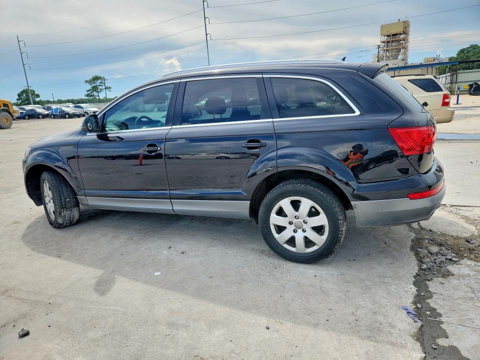 صورة رقم 2 من المزاد - 2010 AUDI Q7 مع VIN WA1CYAFE7AD001357