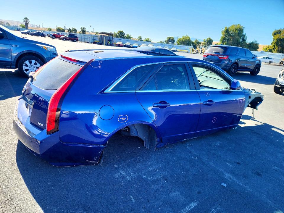 Photo 3 from auction – 2013 CADILLAC CTS-V with VIN 1G6DV8EP3D0100027