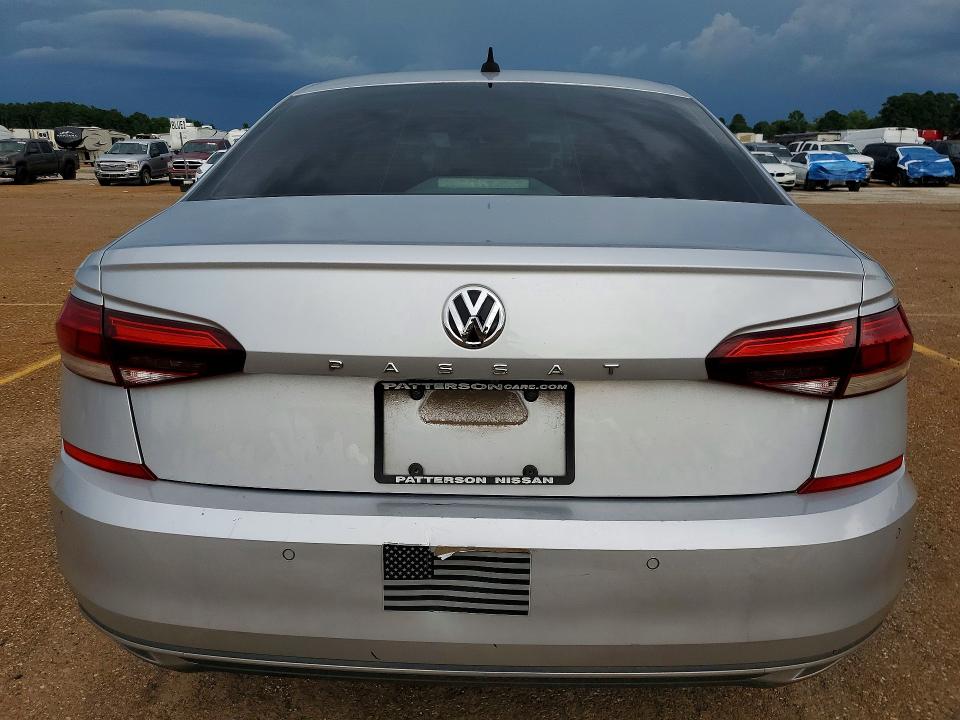 Photo 6 from auction – 2020 VOLKSWAGEN PASSAT with VIN 1VWCA7A38LC019407
