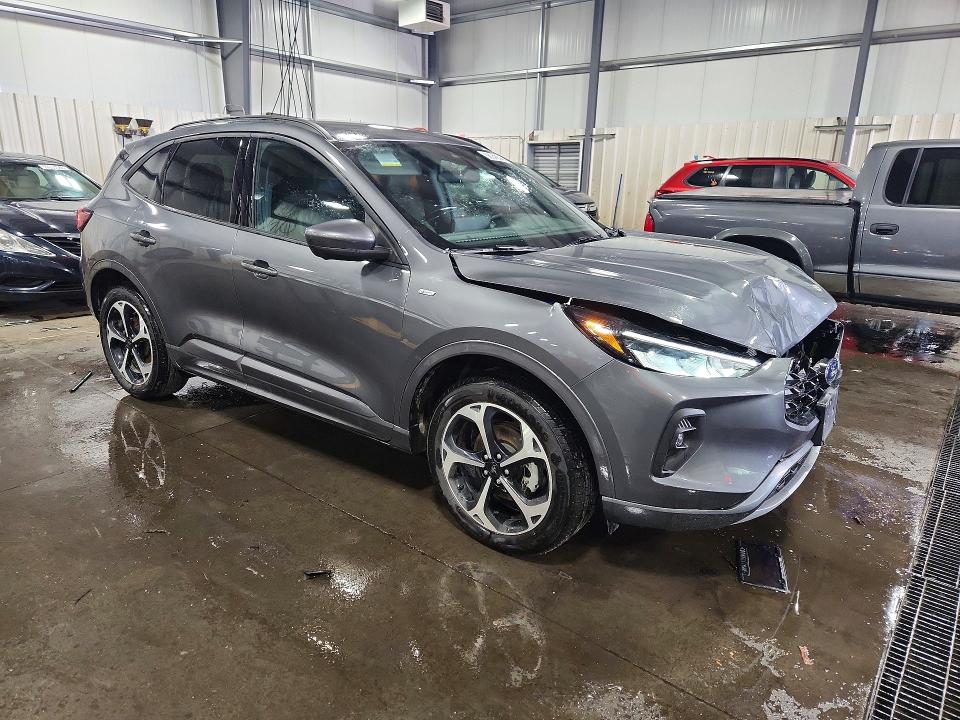 Photo 4 from auction – 2024 FORD ESCAPE with VIN 1FMCU9NA1RUB27591