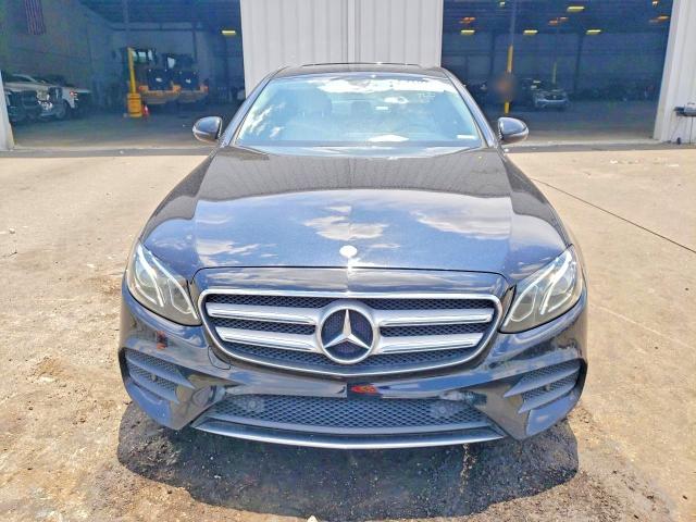 Photo 5 from auction – 2017 MERCEDES-BENZ E with VIN WDDZF4JB7HA188055