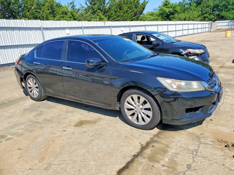 Photo 4 from auction – 2013 HONDA ACCORD with VIN 1HGCR2F87DA109035