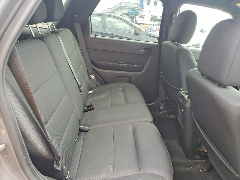 Photo 10 from auction – 2010 FORD ESCAPE with VIN 1FMCU0DG0AKD03323