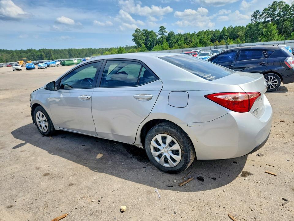 صورة رقم 2 من المزاد - 2018 TOYOTA COROLLA مع VIN 5YFBURHE9JP741983