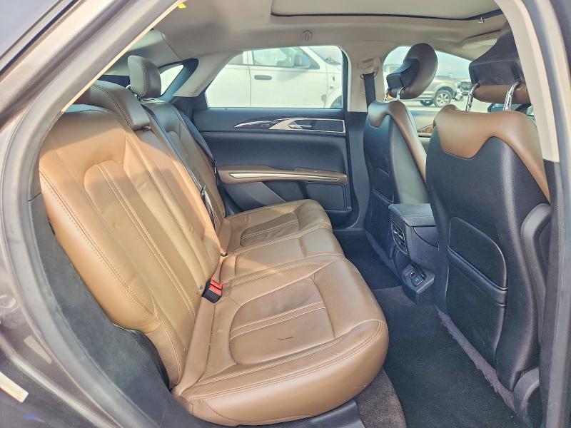 Photo 10 from auction – 2015 LINCOLN MKZ with VIN 3LN6L2LU0FR618712