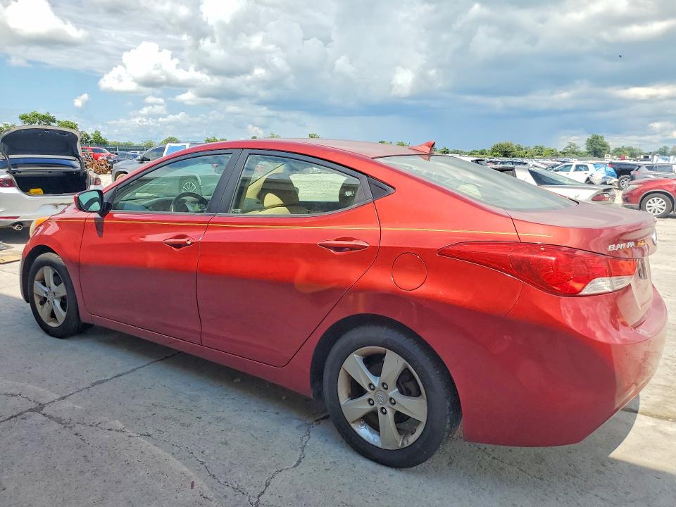 Photo 2 from auction – 2011 HYUNDAI ELANTRA with VIN KMHDH4AE2BU101009