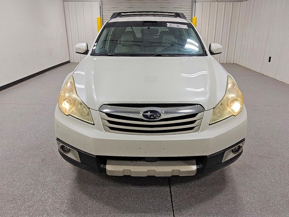 Photo 5 from auction – 2011 SUBARU OUTBACK with VIN 4S4BRBKC4B3358751