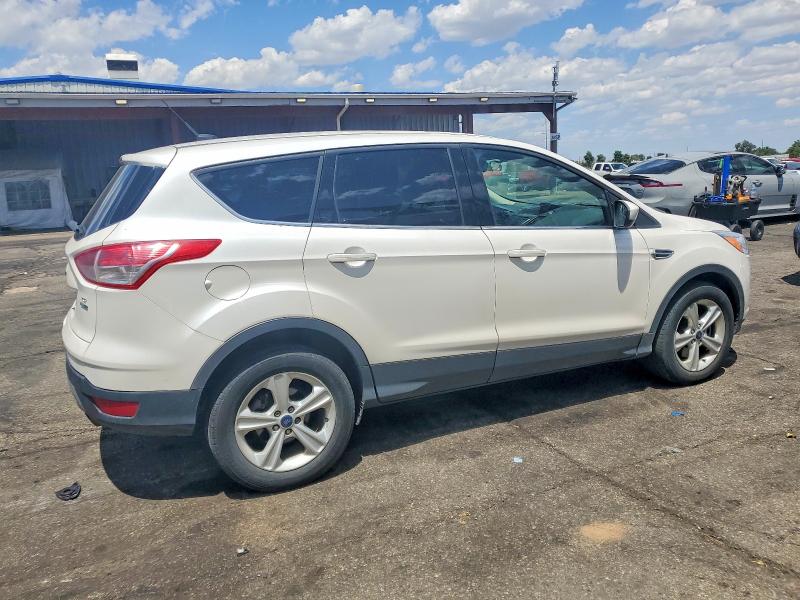 Photo 3 from auction – 2015 FORD ESCAPE with VIN 1FMCU9G9XFUB49488