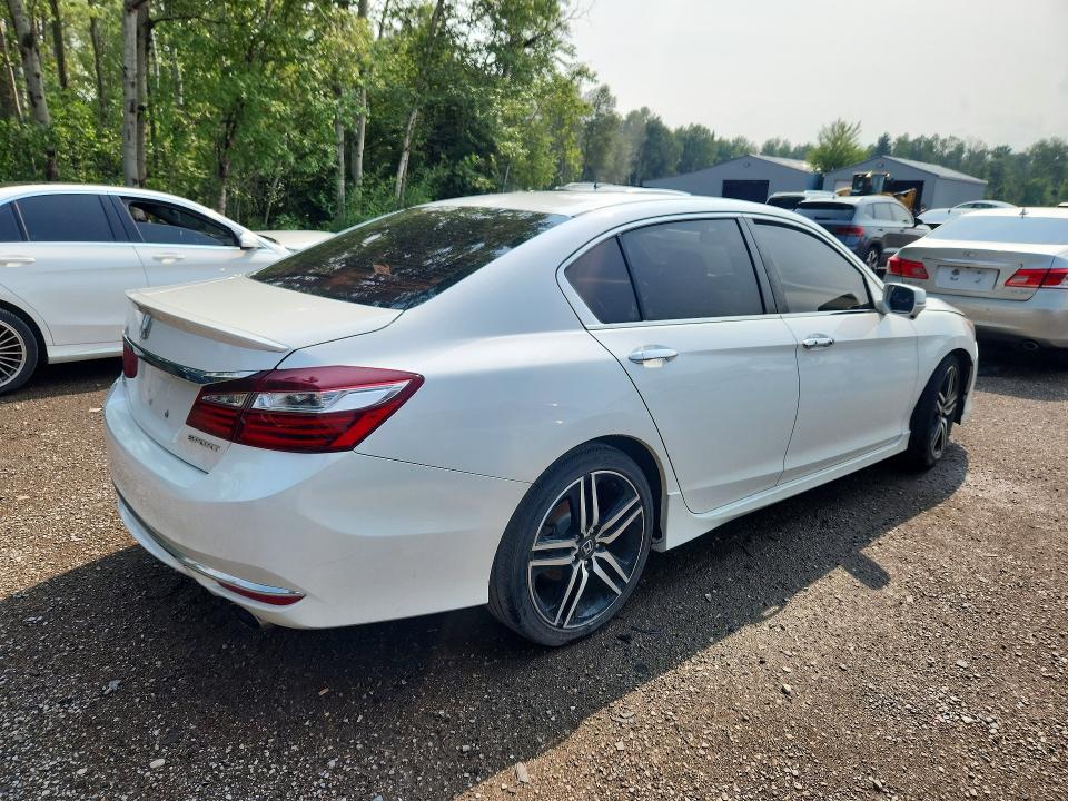 Photo 3 from auction – 2017 HONDA ACCORD with VIN 1HGCR2E54HA808023