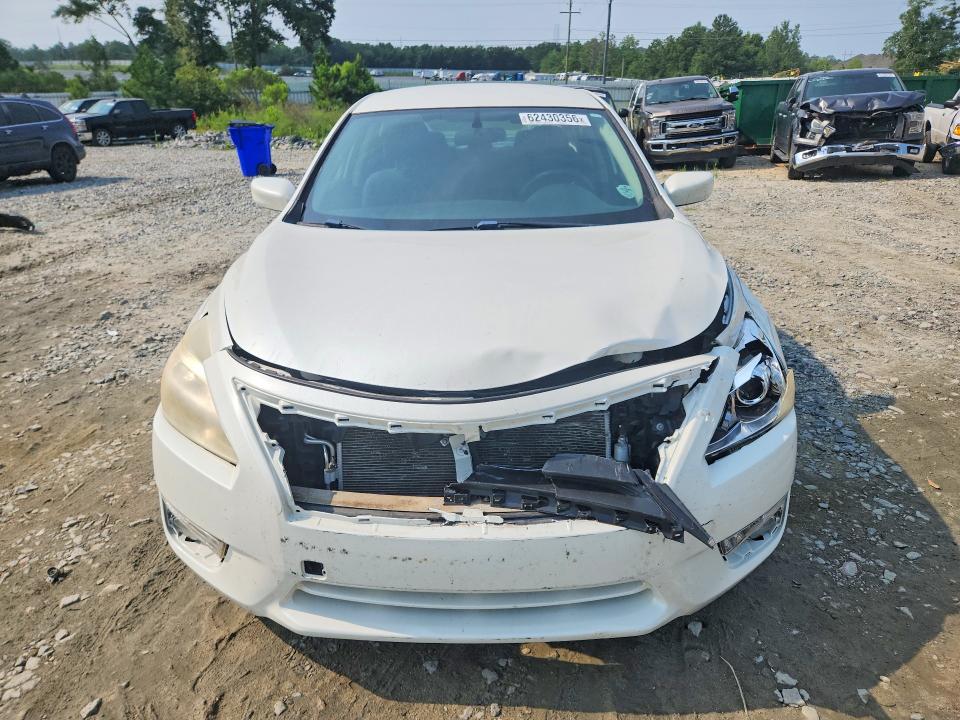 Photo 5 from auction – 2015 NISSAN ALTIMA with VIN 1N4AL3AP8FC215003