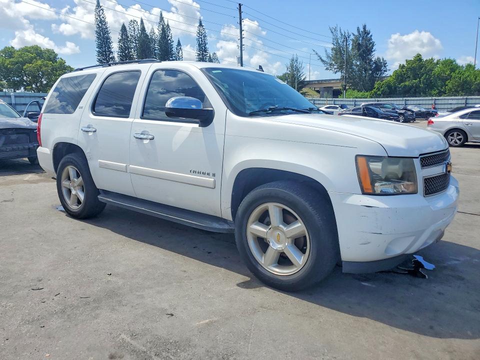 Photo 4 from auction – 2007 CHEVROLET TAHOE with VIN 1GNFC13067R339295