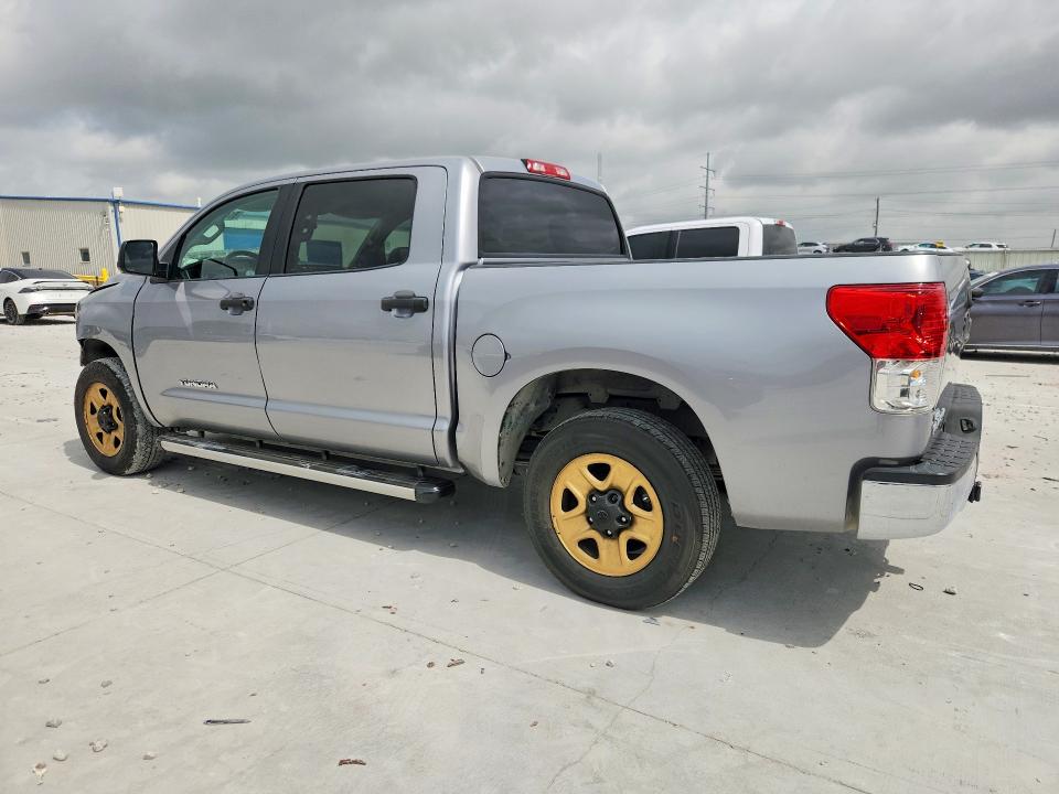 Photo 2 from auction – 2010 TOYOTA TUNDRA with VIN 5TFEM5F16AX016641