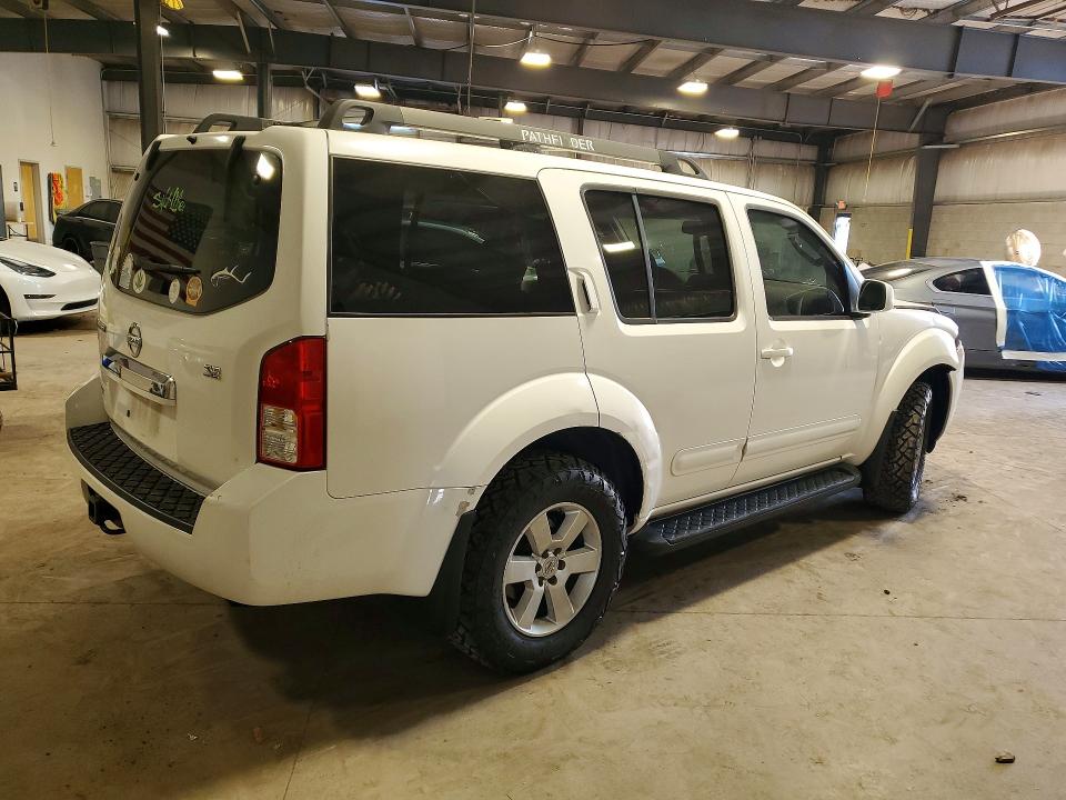 Photo 3 from auction – 2008 NISSAN PATHFINDER with VIN 5N1AR18B08C650622