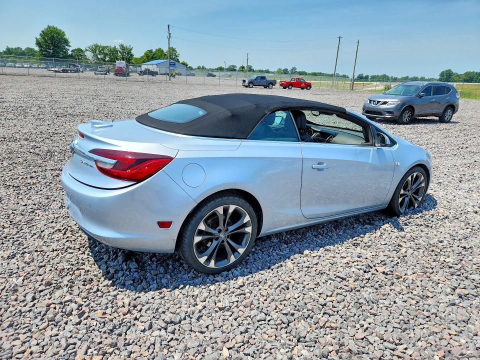 Photo 3 from auction – 2016 BUICK CASCADA with VIN W04WT3N56GG121327
