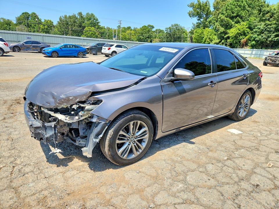 TOYOTA CAMRY 2016 مع رقم تعريف المركبة 4T1BF1FK5GU189247 - صورة من المزاد