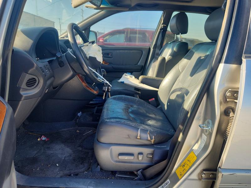 Photo 7 from auction – 2000 LEXUS RX with VIN JT6HF10U3Y0110148