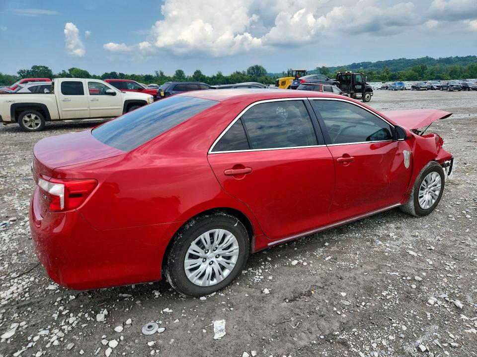 Photo 3 from auction – 2014 TOYOTA CAMRY with VIN 4T1BF1FK1EU864069