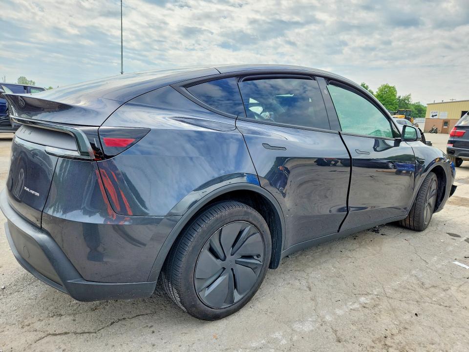 Photo 3 from auction – 2026 TESLA MODEL Y with VIN 7SAYGDEE0TA386659