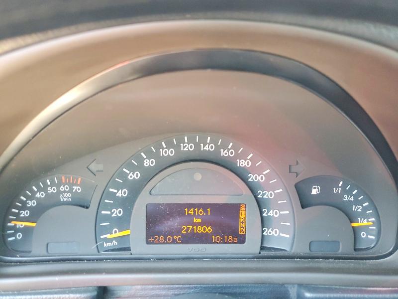 Photo 9 from auction – 2002 MERCEDES-BENZ C with VIN WDBRF61J02F164332