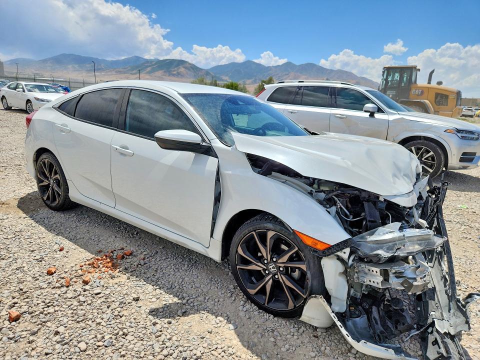 Photo 4 from auction – 2019 HONDA CIVIC with VIN 19XFC2F82KE050855