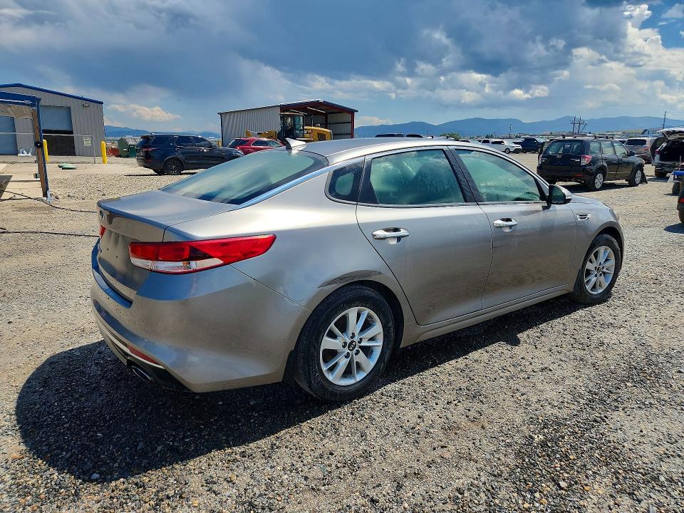 Photo 3 from auction – 2016 KIA OPTIMA with VIN 5XXGT4L33GG071916