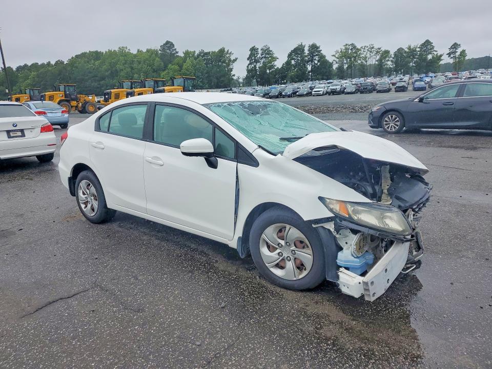 Photo 4 from auction – 2014 HONDA CIVIC with VIN 2HGFB2F55EH507452