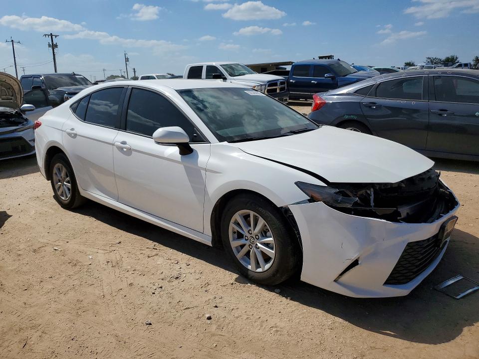 Photo 4 from auction – 2026 TOYOTA CAMRY with VIN 4T1DAACK2TU280224