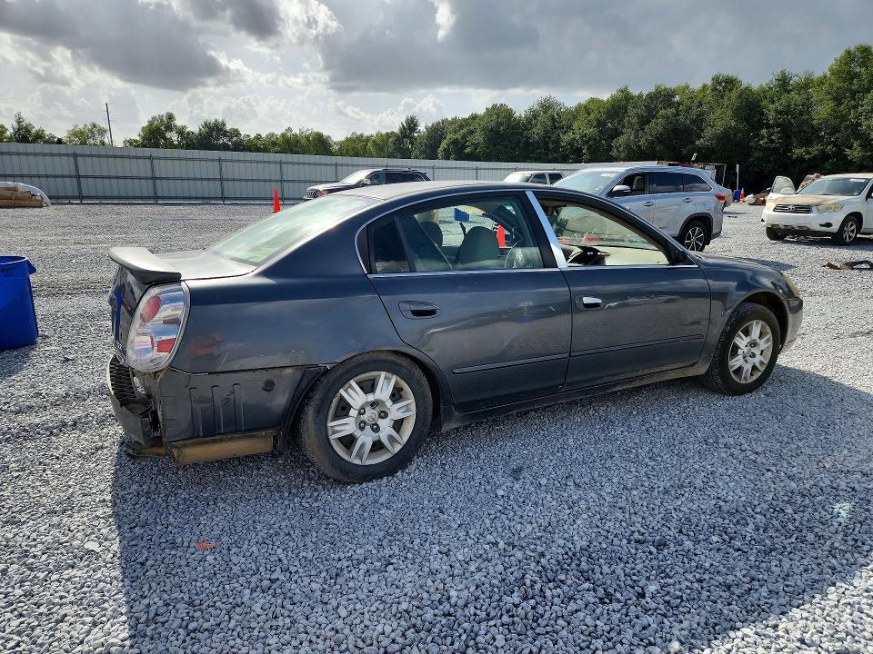 Photo 3 from auction – 2006 NISSAN ALTIMA with VIN 1N4AL11E86N333933