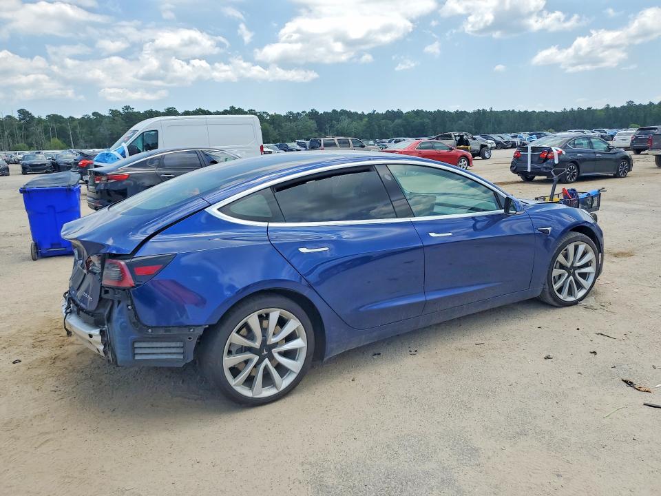 Photo 3 from auction – 2020 TESLA MODEL 3 with VIN 5YJ3E1EC0LF586843