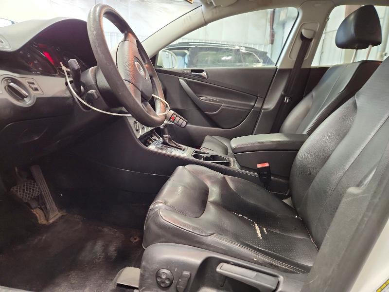 Photo 7 from auction – 2007 VOLKSWAGEN PASSAT with VIN WVWAK73C27P078889