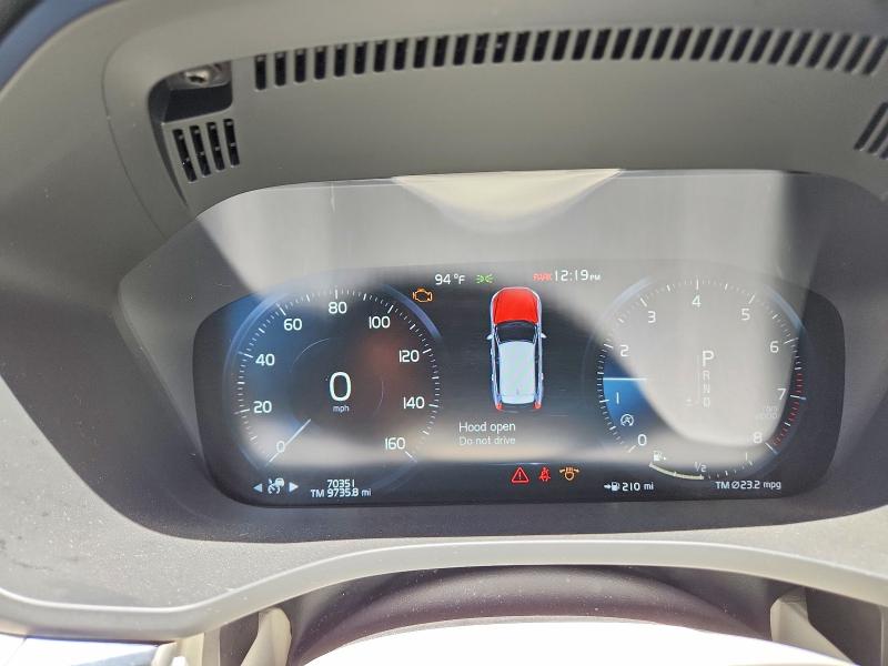 Photo 9 from auction – 2020 VOLVO XC60 with VIN YV4102RL3L1610631