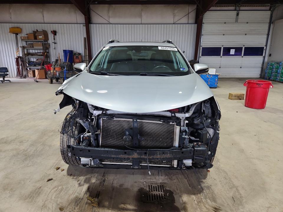 Фото 5 с аукциона – 2015 TOYOTA RAV4 с VIN 2T3DFREV4FW366962
