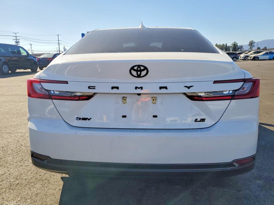 Photo 6 from auction – 2025 TOYOTA CAMRY with VIN 4T1DAACK9SU561922