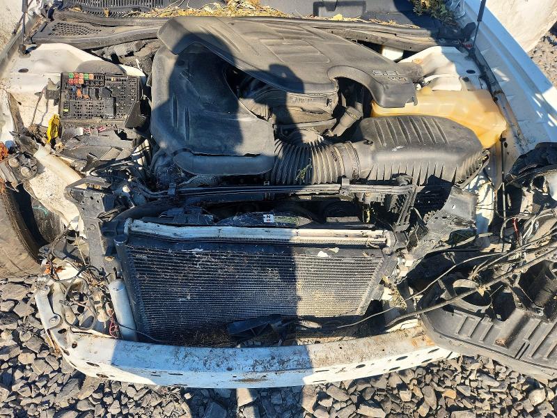 Photo 11 from auction – 2018 DODGE CHALLENGER with VIN 2C3CDZAG1JH242220