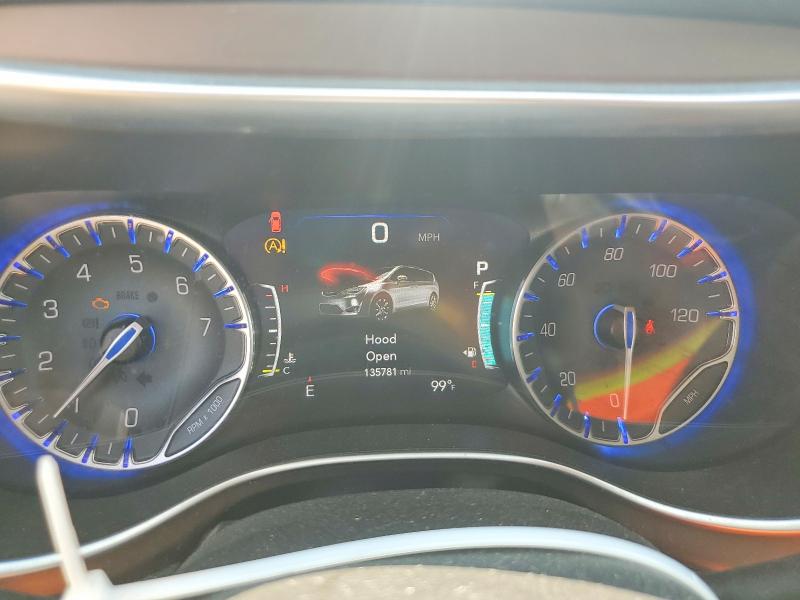 Photo 9 from auction – 2017 CHRYSLER PACIFICA with VIN 2C4RC1EGXHR804592