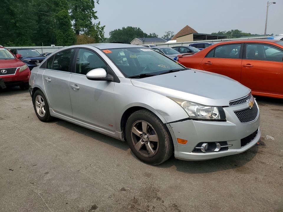 Photo 4 from auction – 2013 CHEVROLET CRUZE with VIN 1G1PC5SB3D7243082