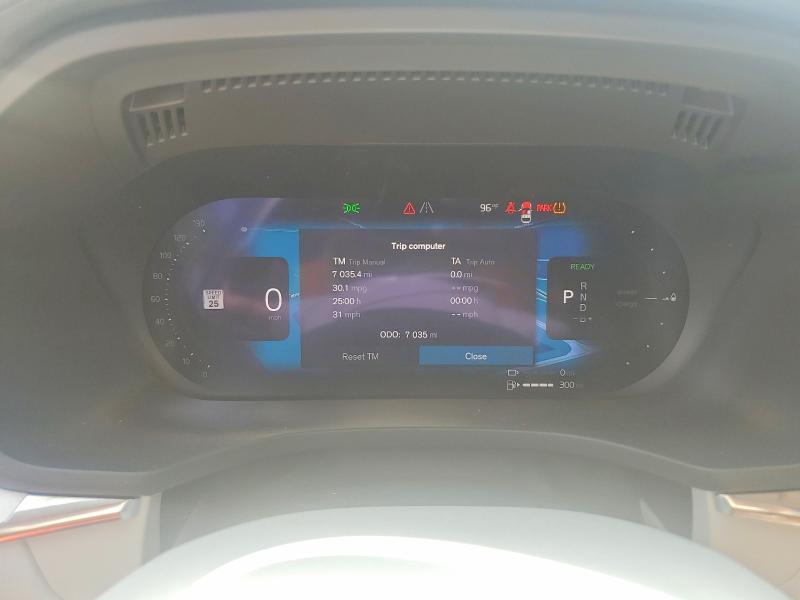 Photo 9 from auction – 2026 VOLVO XC60 with VIN YV4H60RM4T1300577