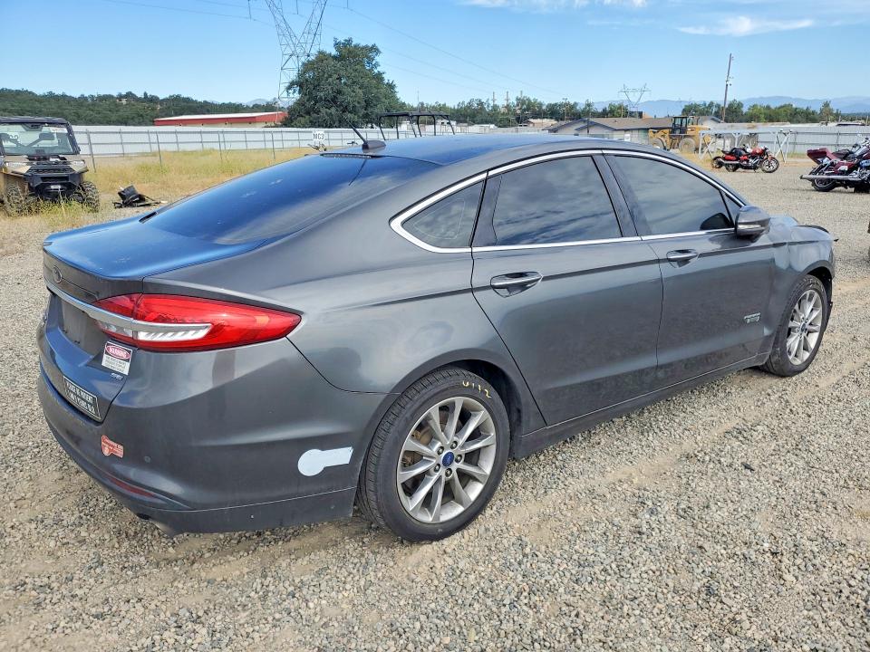 Photo 3 from auction – 2017 FORD FUSION with VIN 3FA6P0PU8HR229185