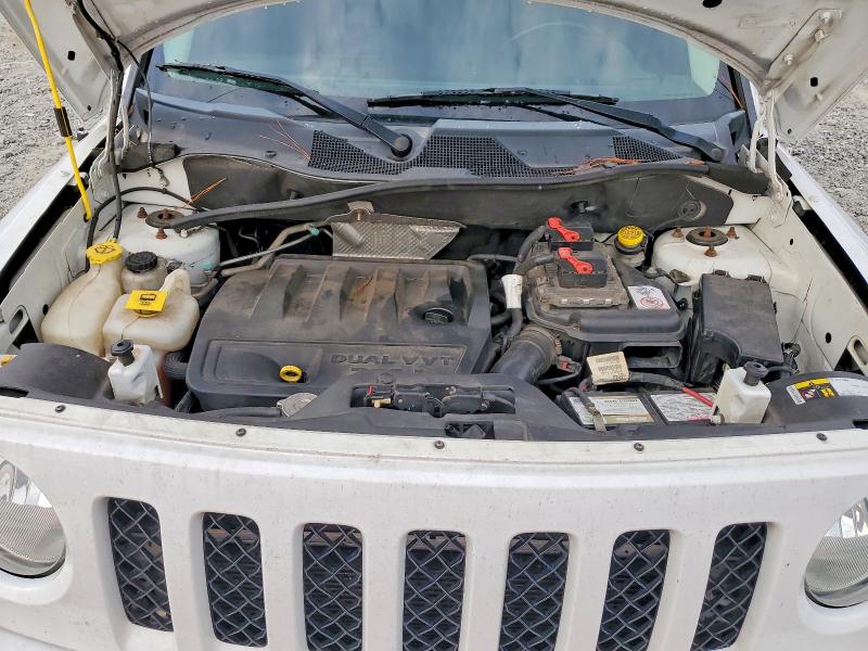Photo 12 from auction – 2016 JEEP PATRIOT with VIN 1C4NJRFB2GD695441