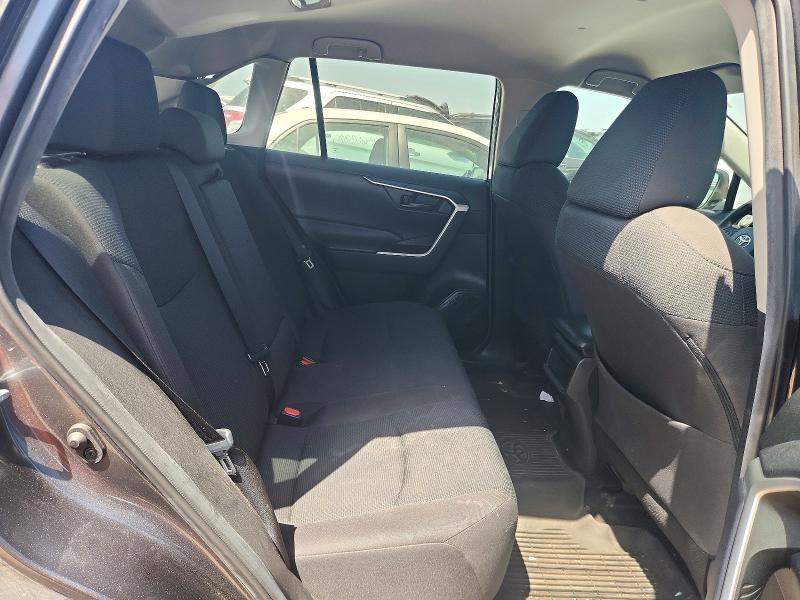 Photo 10 from auction – 2021 TOYOTA RAV4 with VIN 2T3F1RFV3MC224347