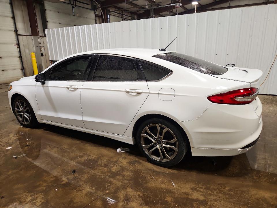 Photo 2 from auction – 2017 FORD FUSION with VIN 3FA6P0HD3HR401749