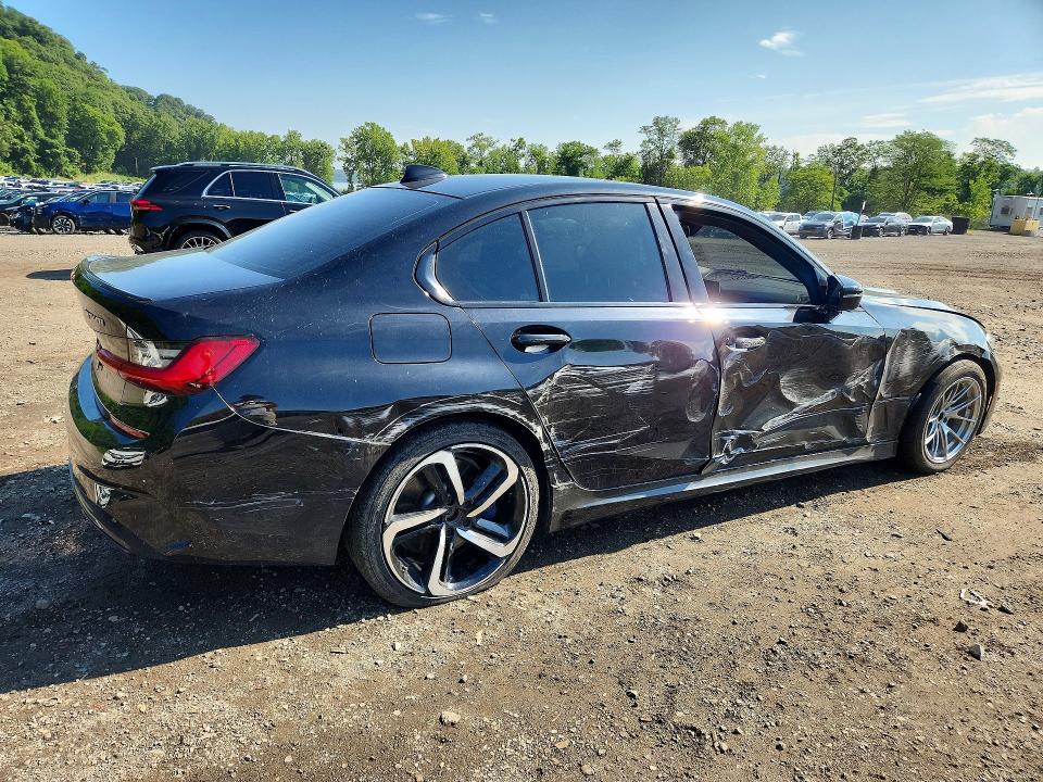 Photo 3 from auction – 2021 BMW M340XI with VIN 3MW5U9J01M8C05770