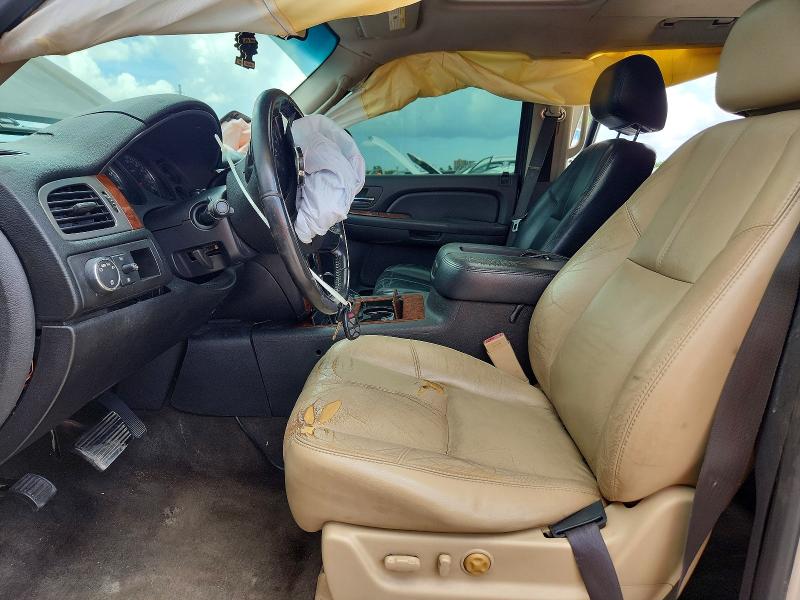 Photo 7 from auction – 2008 CHEVROLET SUBURBAN with VIN 3GNFC16068G148943