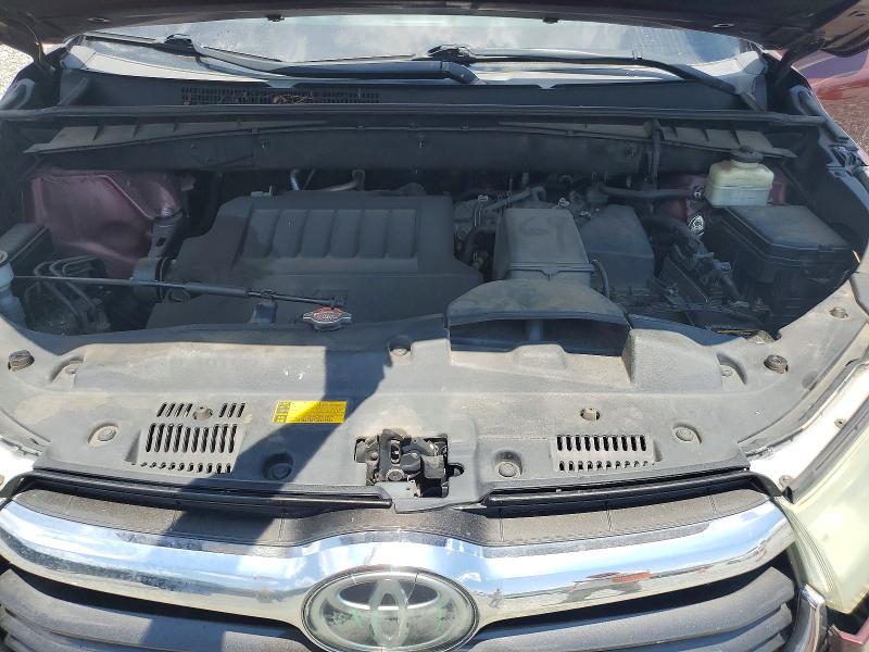 Photo 12 from auction – 2016 TOYOTA HIGHLANDER with VIN 5TDDKRFH6GS245602