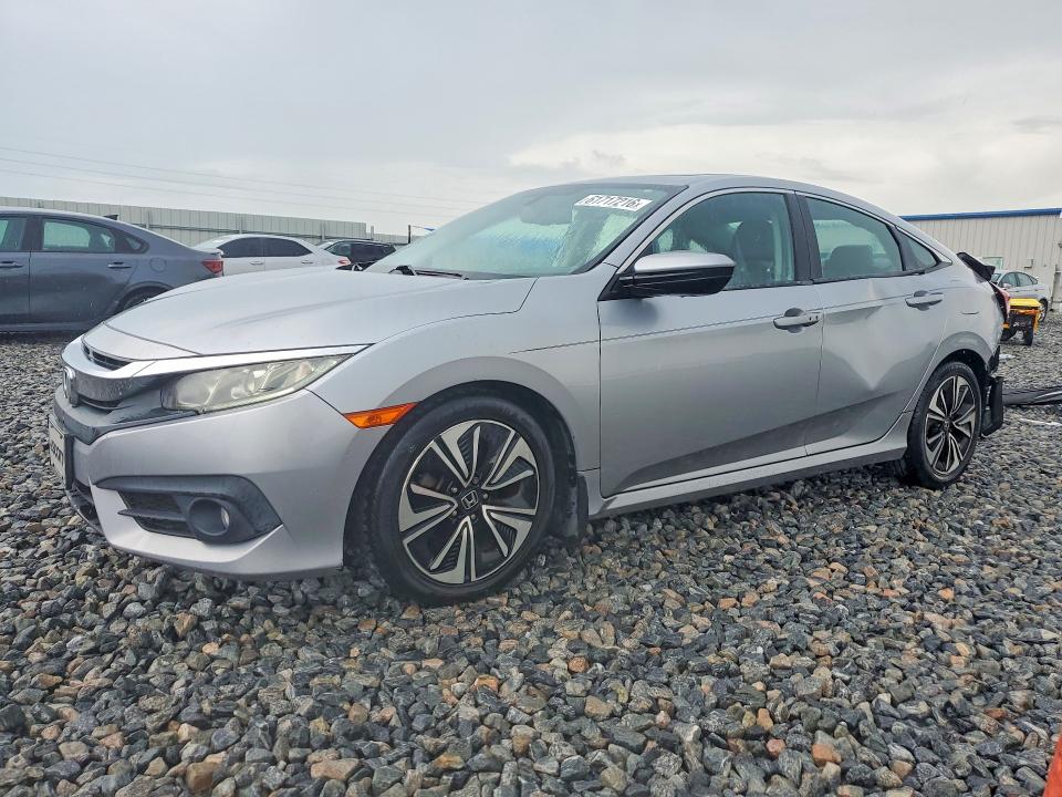 HONDA CIVIC 2017 with VIN 19XFC1F75HE204145 - Photo from auction