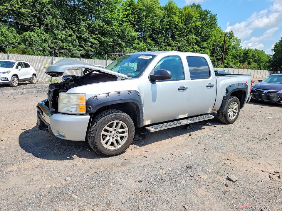 CHEVROLET SILVERADO 2011 with VIN 1GCPKSE38BF129031 - Photo from auction