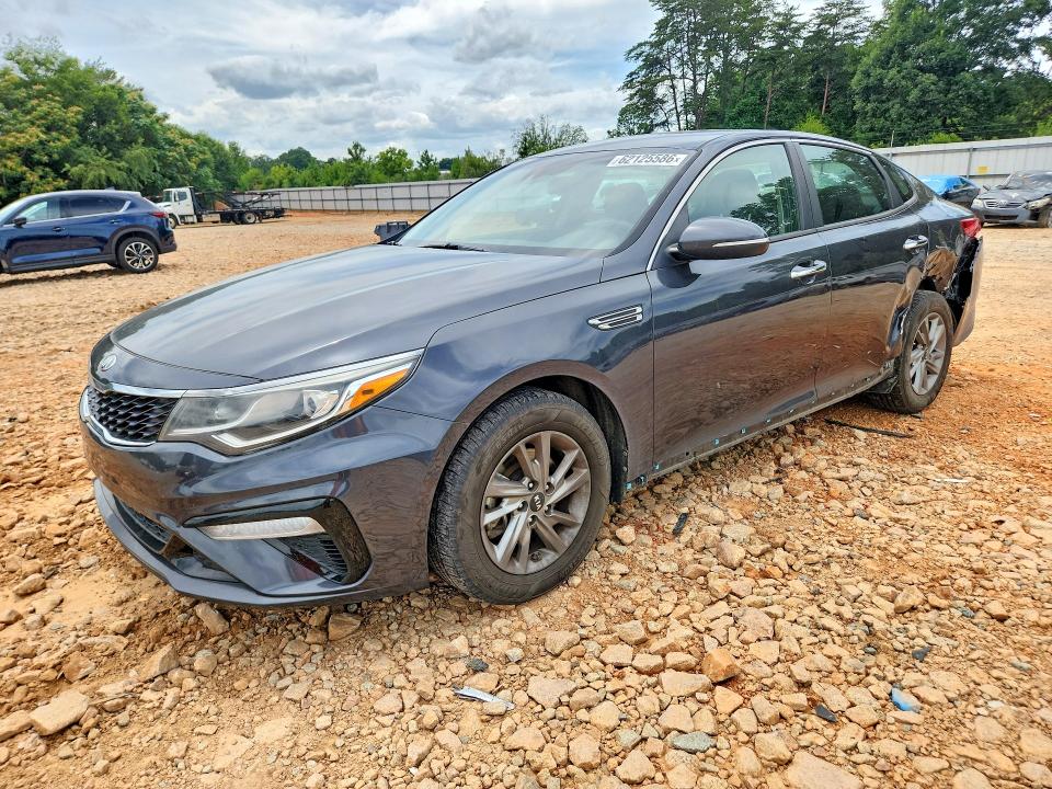 Photo 1 from auction – 2019 KIA OPTIMA with VIN 5XXGT4L31KG295680