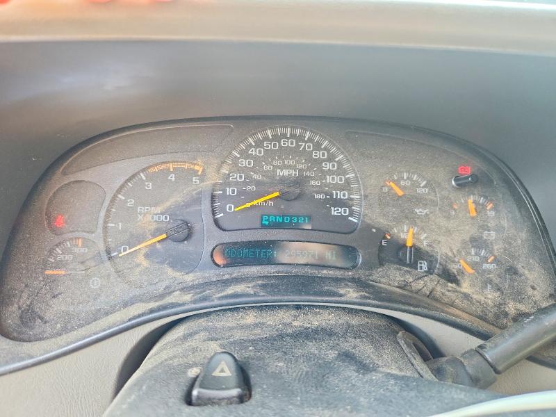 Photo 9 from auction – 2005 CHEVROLET SILVERADO with VIN 1GCHK23U45F825566