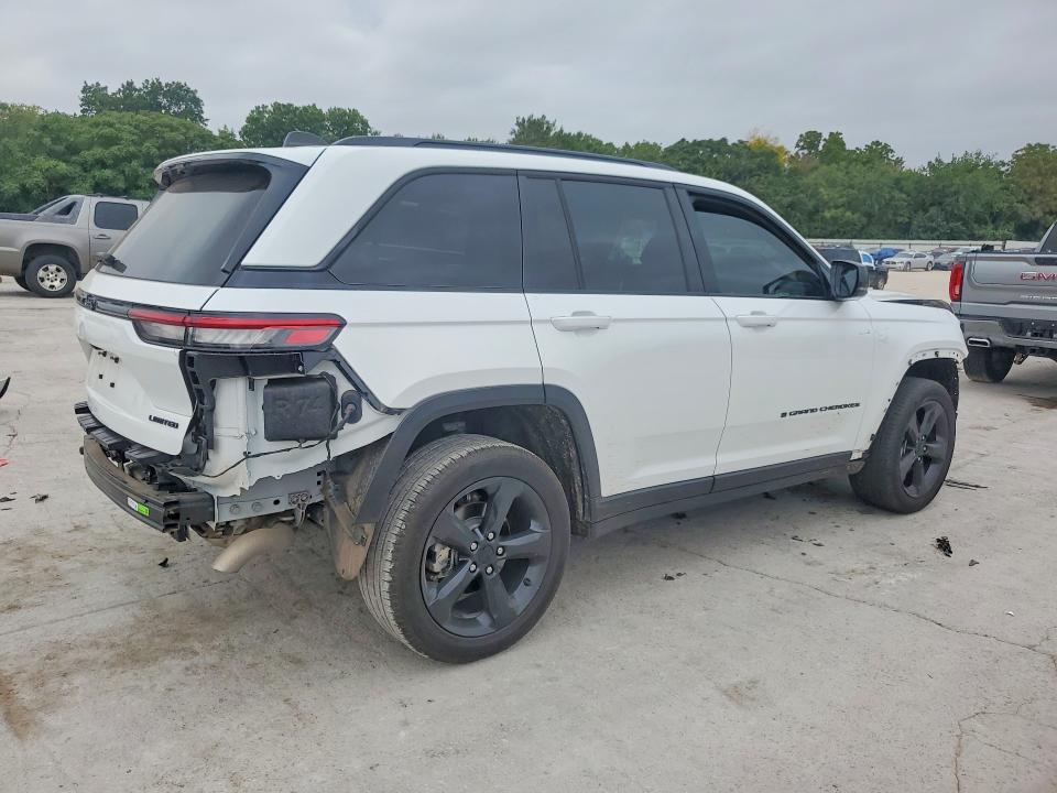 Снимка 3 от търг – 2025 JEEP GRAND CHEROKEE с VIN 1C4RJGBG9SC275276