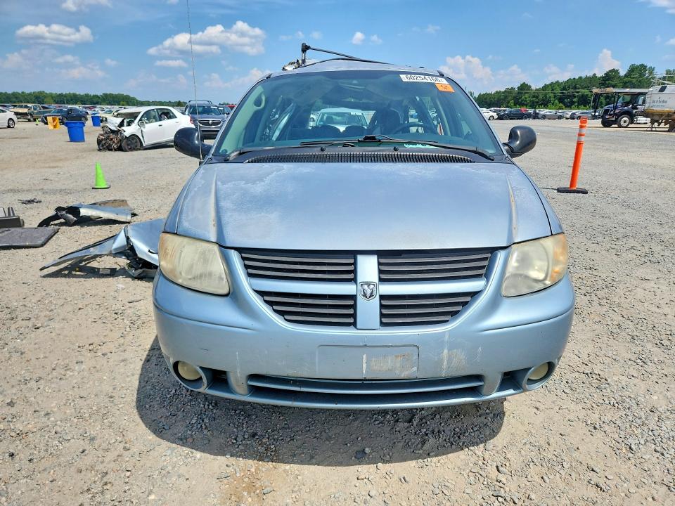 Photo 5 from auction – 2005 DODGE GRAND CARAVAN with VIN 2D4GP44L95R222929